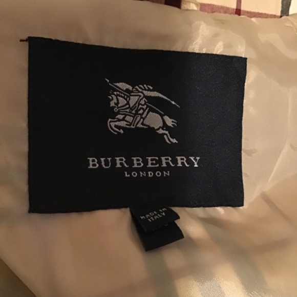 🔥Burberry, New condition, see photos, size 8, chest=21, length=34, sleeves=27 - Picture 8 of 14